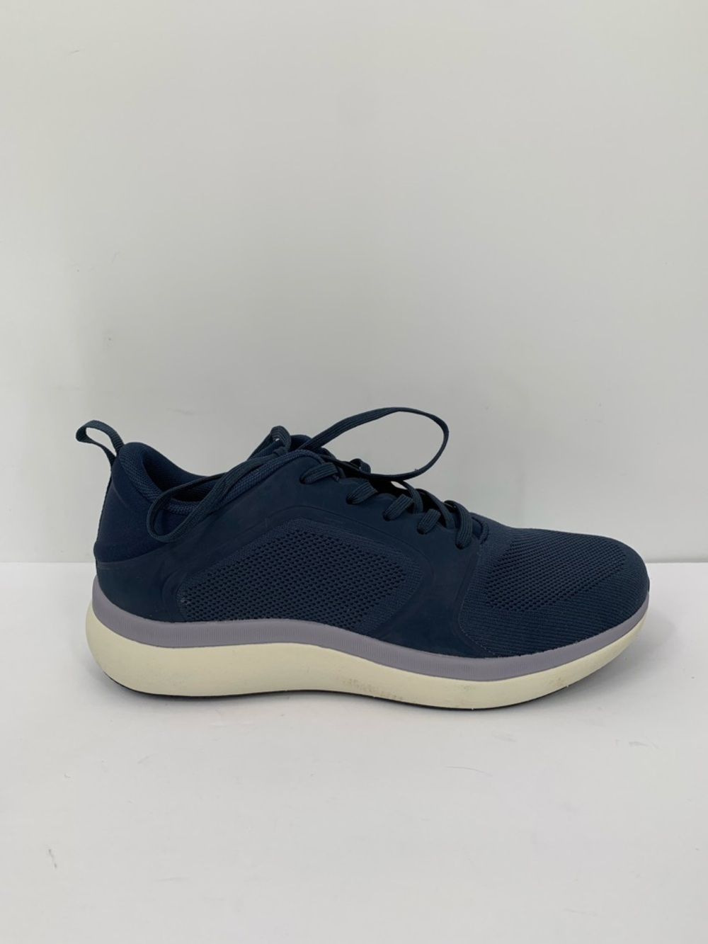 ABEO Momentum MXV Cruise comfort sneaker walking shoe cream navy blue women 9.5